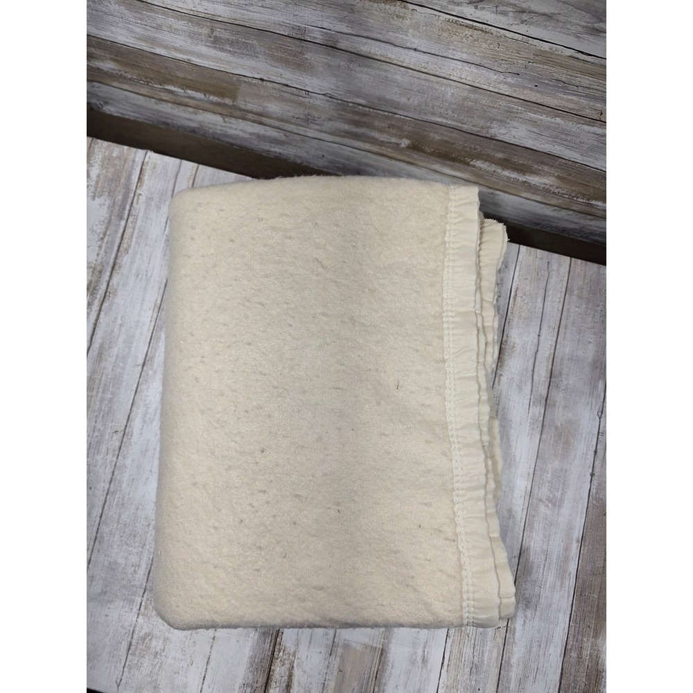 Vintage Cream Blanket Satin Trim Edge‎ Off White 66x93 Heavy Weight Warm